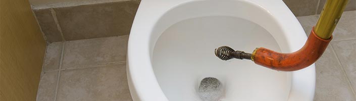 unclog-toilet-image-5